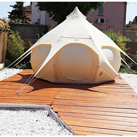 Superbe Glamping Avec Terrasse Privative 5Min Mer Cannes Exterior foto